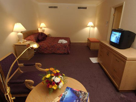 junior_suite_bed_room